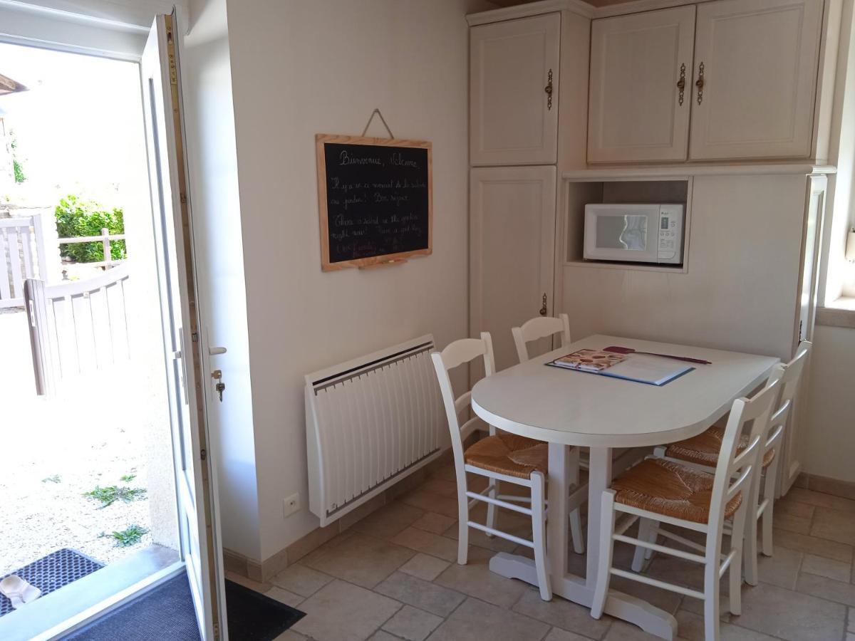 Les Jardins Des 3 Provinces- Gite Montcharvot Luaran gambar